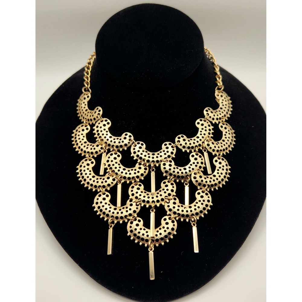 Vintage Sarah Coventry Charisma Gold Tone Bib Statement Necklace Signed